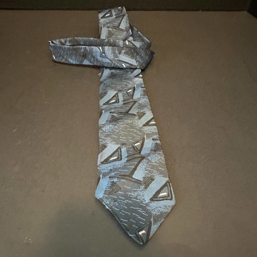 Envoy Limited Edition NeckTie Abstract Design Blue Triangle